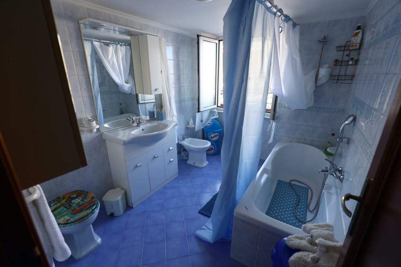 דירות נאפולי Laura House מראה חיצוני תמונה